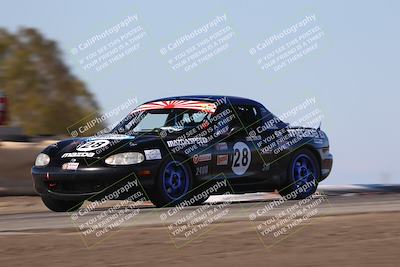 media/Oct-26-2025-CalClub SCCA (Sun) [[8ce1e69566]]/Group 5/Grapevine/